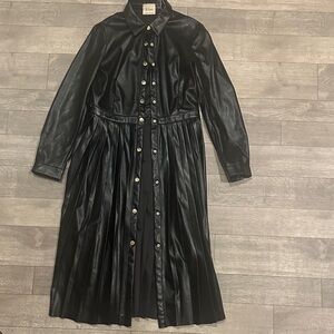 Elie Tahari Black Pleated Dress